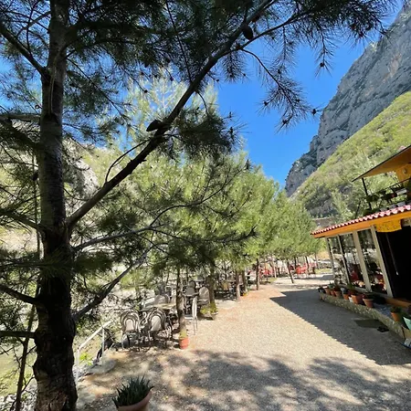 Bovilla Canyon Tirana