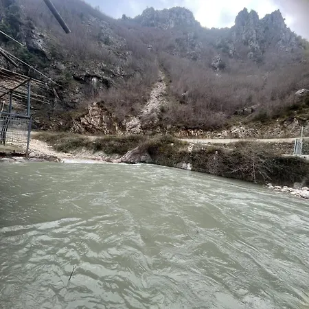 Bovilla Canyon Tirana