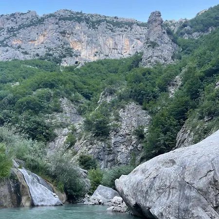 Bovilla Canyon Tirana